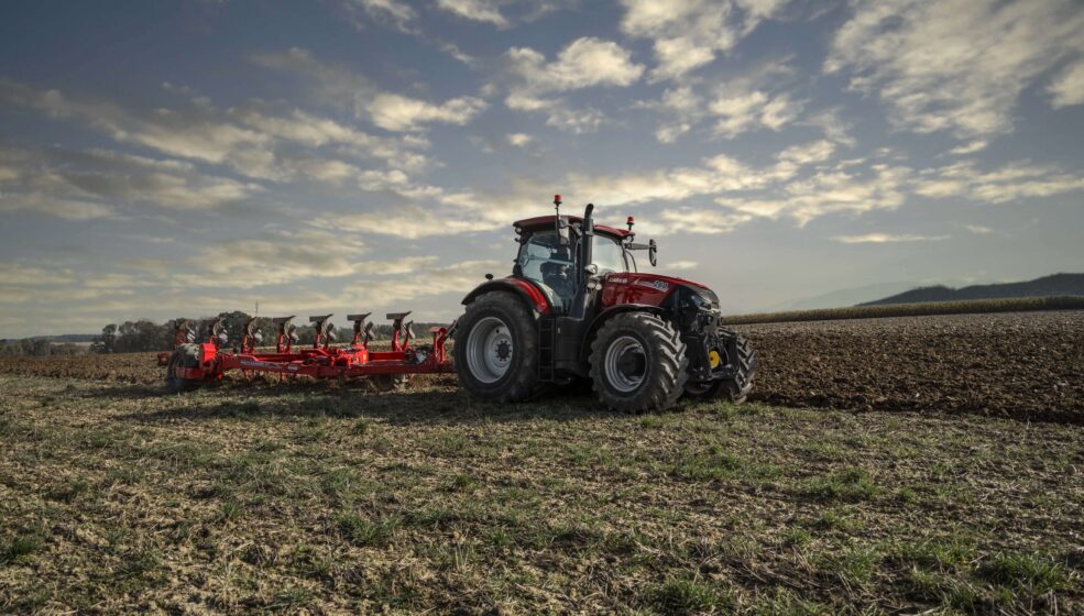 Nouveau PUMA AFS Connect CVXDrive et Multicontroller : gagnez en connectivité, confort et performances