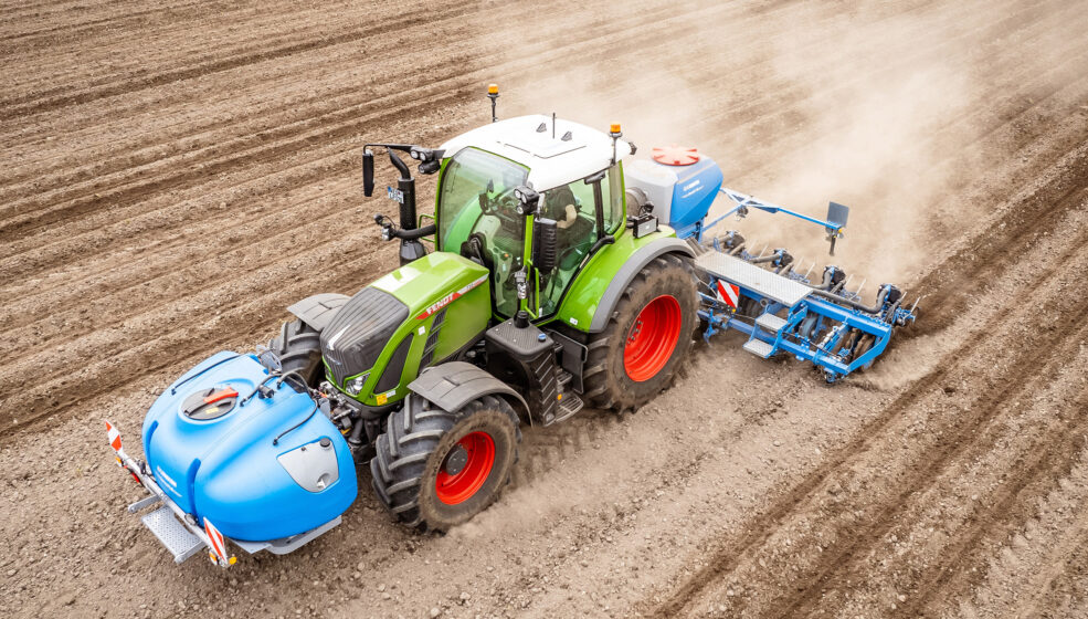 Gamme de fonctions élargie pour les cuves frontales LEMKEN