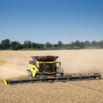 New Holland présente en avant-première la CR11, sa moissonneuse-batteuse de nouvelle génération