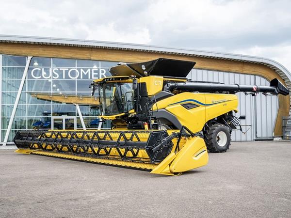 Nouvelles moissonneuses-batteuses CR11 et CR10 : la plus grande avancée de New Holland en une génération vis-à-vis de la productivité et de la réduction des pertes