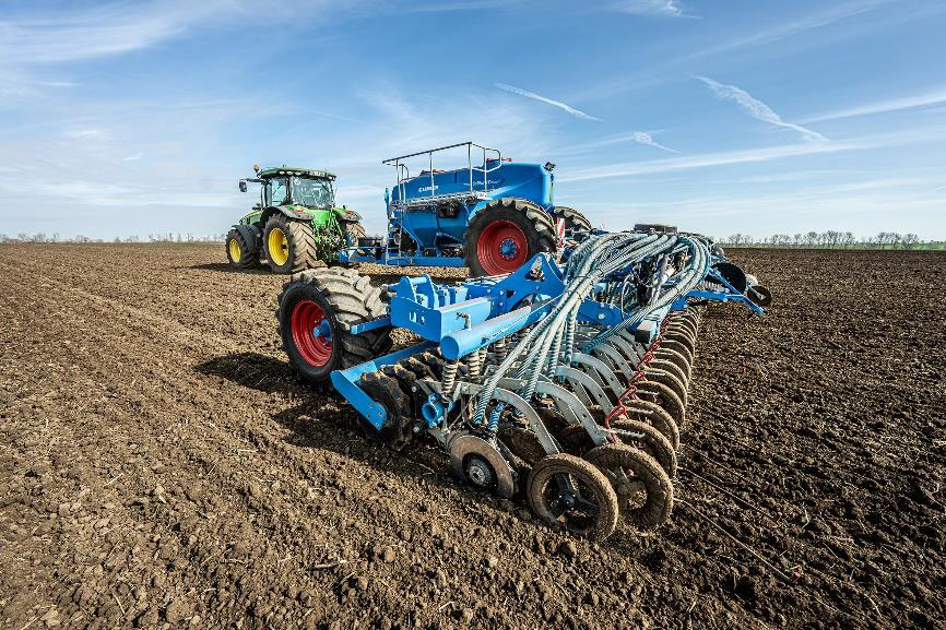 Nouveau semoir sur mesure pour les grandes exploitations