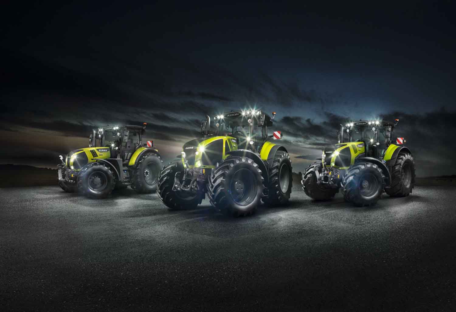 Une édition spéciale NIGHT EDITION pour les tracteurs CLAAS ARION et AXION