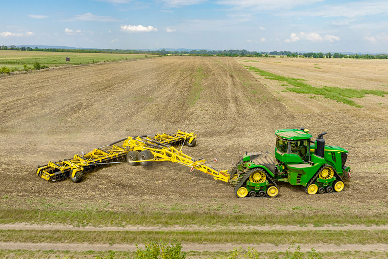 Un déchaumeur Bednar encore plus large pour votre tracteur puissant
