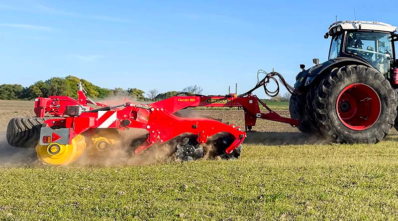 Déchaumeur Väderstad : une troisième rangée de disques pour votre tracteur haute performance