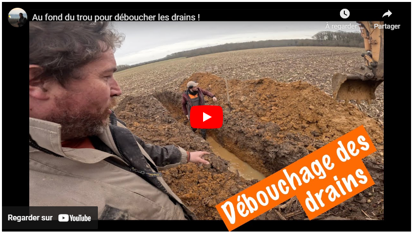 Au fond du trou pour déboucher les drains !