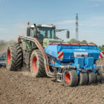 Lemken : une trémie polyvalente pour un semis précis et efficace