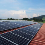 Comment assurer l’installation photovoltaïque d’une toiture ?