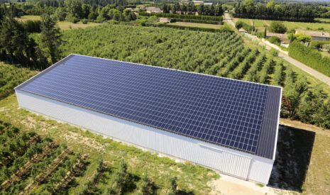 Investir dans le photovoltaïque en agriculture : la participation d’Enedis